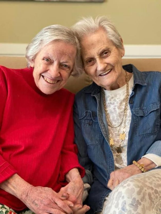 maggies place memory care overland park residents